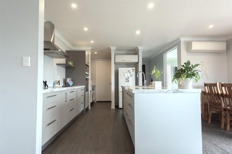 Photo of property in 7 Eric Batchelor Place, Waimate, 7924