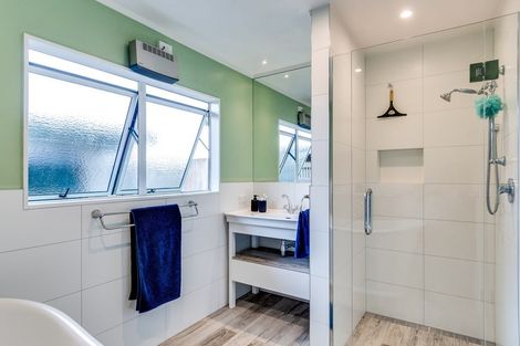 Photo of property in 55 Watchman Road, Westshore, Napier, 4110