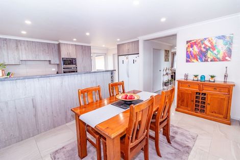 Photo of property in 98 Matai Street, Castlecliff, Whanganui, 4501