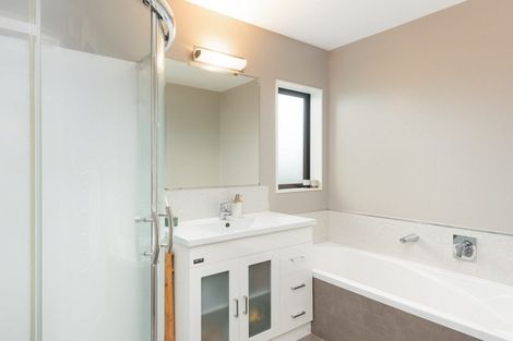 Photo of property in 27 Scoria Close, Pyes Pa, Tauranga, 3112