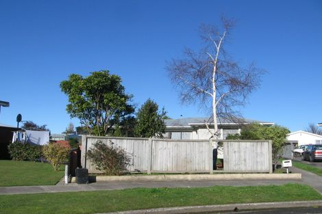 Photo of property in 3 Weber Place, Roslyn, Palmerston North, 4414