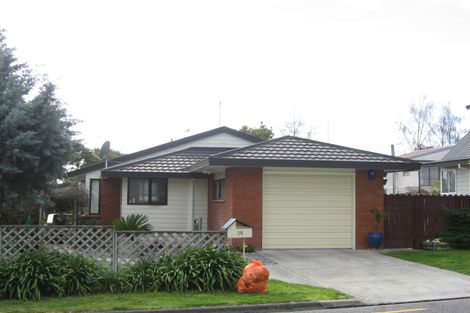 Photo of property in 14 Bennelong Place, Havelock North, 4130