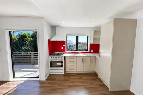 Photo of property in 26 Fratley Avenue, Farm Cove, Auckland, 2012