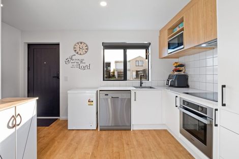 Photo of property in 55 Miromiro Street, Broomfield, Christchurch, 8042