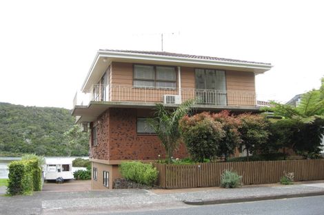 Photo of property in 6 Waiwera Road, Waiwera, Orewa, 0994
