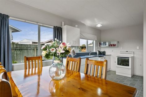 Photo of property in 104 Richmond Avenue, Richmond Heights, Taupo, 3330