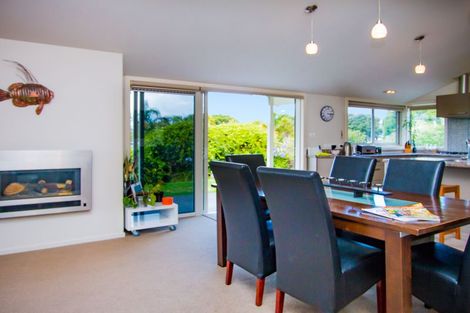 Photo of property in 854 Whangaparaoa Road, Manly, Whangaparaoa, 0930