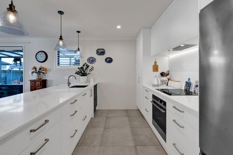 Photo of property in 4 Roka Street, Bell Block, New Plymouth, 4312