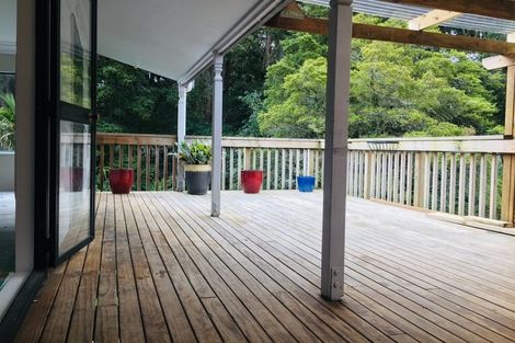 Photo of property in 11 Idesia Place, Totara Heights, Auckland, 2105