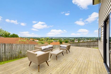 Photo of property in 69 Kirikiri Drive, Papakura, 2110