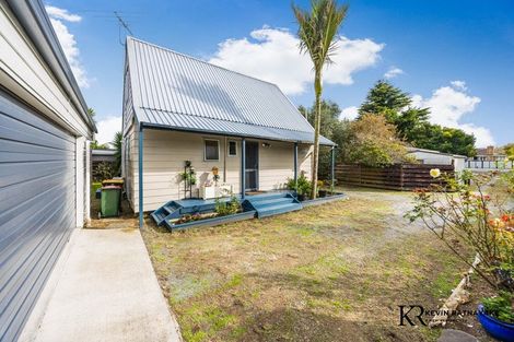 Photo of property in 2/100 Beach Road, Pahurehure, Papakura, 2113