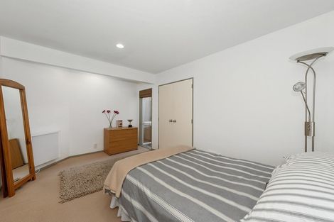 Photo of property in 17 Longwood Place, Harrowfield, Hamilton, 3210