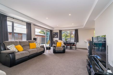 Photo of property in 4a Henderson Street, Mornington, Dunedin, 9011