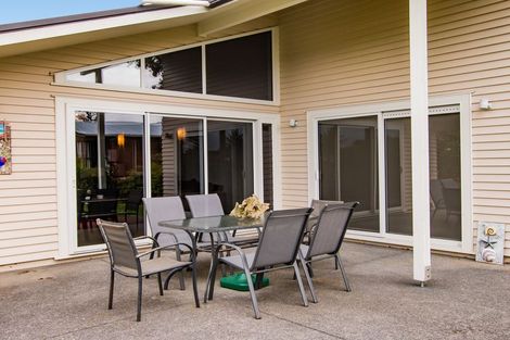 Photo of property in 854 Whangaparaoa Road, Manly, Whangaparaoa, 0930