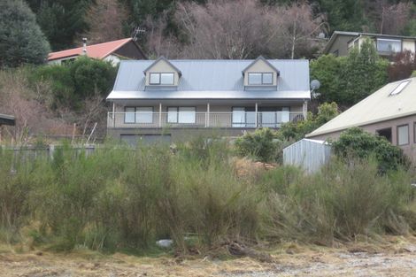 Photo of property in 30 Greenstone Place, Fernhill, Queenstown, 9300