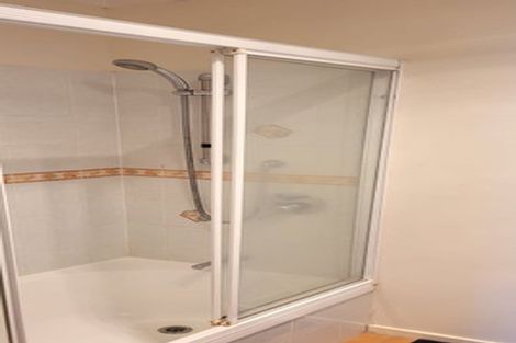 Photo of property in 3b Charlenne Close, Ranui, Auckland, 0612