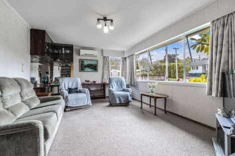 Photo of property in 1/49 Selwyn Crescent, Forrest Hill, Auckland, 0620