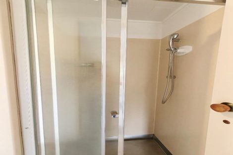 Photo of property in 1/127 Spinella Drive, Bayview, Auckland, 0629