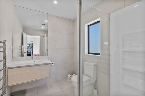 Photo of property in 10 Onekura Street, Red Beach, 0932