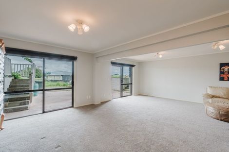 Photo of property in 1986 Kakaramea Road, Ngahinapouri, Hamilton, 3290