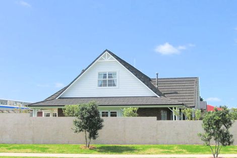 Photo of property in 15 Palm Springs Boulevard, Papamoa Beach, Papamoa, 3118