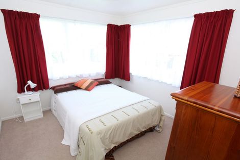 Photo of property in 14 Challinor Street, Pakuranga, Auckland, 2010