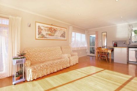 Photo of property in 77 Macleans Road, Bucklands Beach, Auckland, 2014