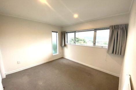 Photo of property in 3/48 Paremata Crescent, Paremata, Porirua, 5024