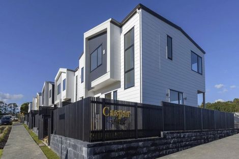 Photo of property in 10 Balthazar Road, Kumeu, 0810