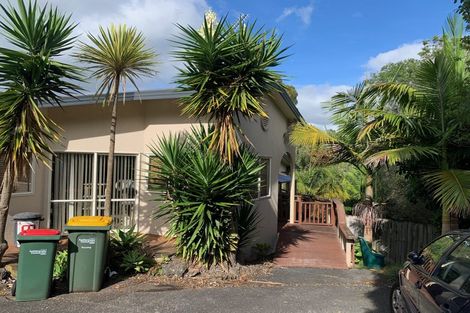 Photo of property in 31 Rifleman Rise, Unsworth Heights, Auckland, 0632