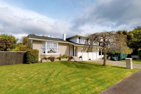 Photo of property in 1 Byrd Street, Levin, 5510