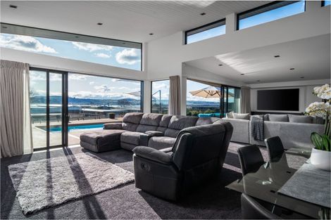 Photo of property in 20 Kurapoto Lane, Rainbow Point, Taupo, 3330