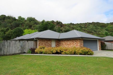 Photo of property in 20 Coal Street, Reefton, 7830