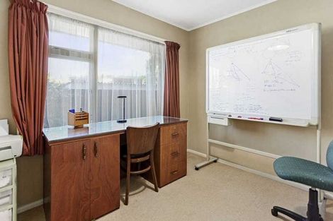 Photo of property in 6 Deepdale Street, Burnside, Christchurch, 8053