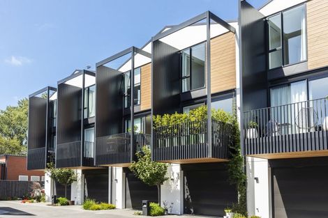 Photo of property in 3/247 Cambridge Terrace, Christchurch Central, Christchurch, 8013