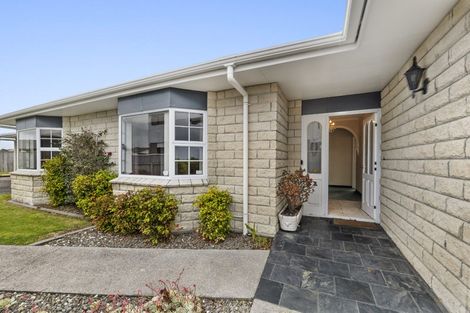 Photo of property in 140 Parklands Avenue, Bell Block, New Plymouth, 4312