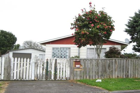 Photo of property in 12 Tauranga Place, Waitara, 4320