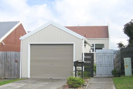 Photo of property in 145 Akaroa Drive, Maupuia, Wellington, 6022