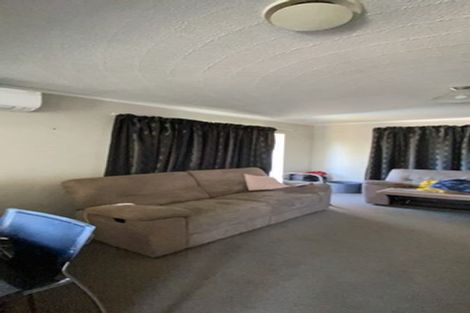 Photo of property in 69a Hartford Crescent, Totara Park, Upper Hutt, 5018