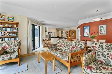 Photo of property in 2a Victoria Street, Cambridge, 3434