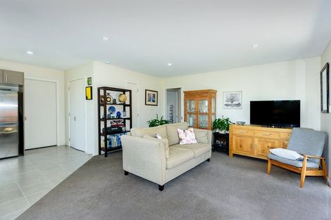 Photo of property in 27 Saltaire Street, North New Brighton, Christchurch, 8083