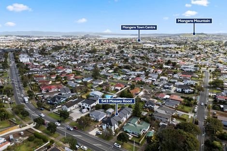 Photo of property in 543b Massey Road, Mangere, Auckland, 2022
