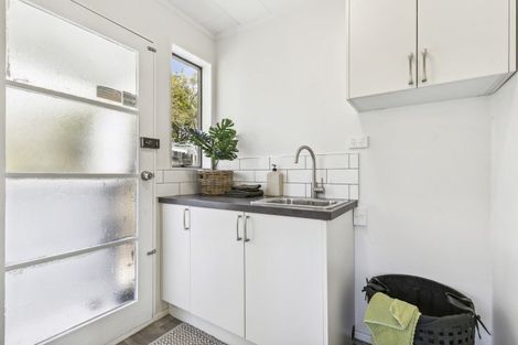 Photo of property in 6a Makatote Grove, Churton Park, Wellington, 6037