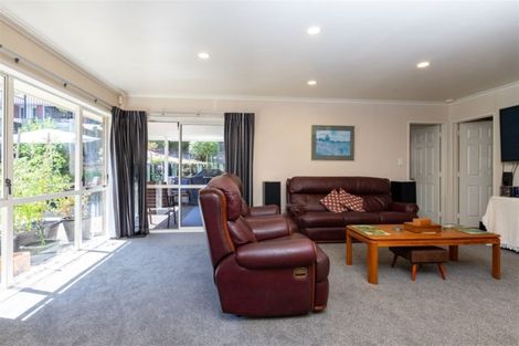 Photo of property in 13 Aloma Way, Glenview, Hamilton, 3206