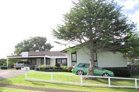 Photo of property in 19 Tyrian Close, Half Moon Bay, Auckland, 2012