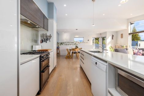 Photo of property in 20b Wharemauku Road, Raumati Beach, Paraparaumu, 5032