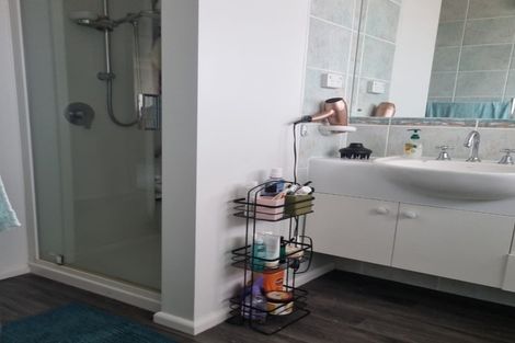 Photo of property in 3 Farnham Place, Ilam, Christchurch, 8041