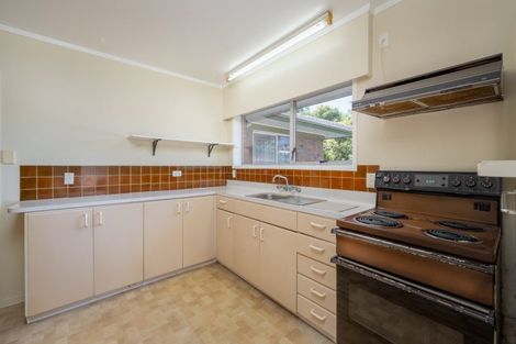Photo of property in 16 Bacot Place, Howick, Auckland, 2014