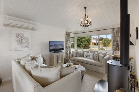 Photo of property in 27 Mcdonnell Street, Omokoroa, 3114