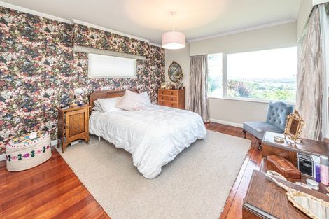 Photo of property in 10 Great North Road, Saint Johns Hill, Whanganui, 4500